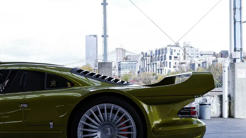 Thumbnail for How to sell your left hand drive car in London